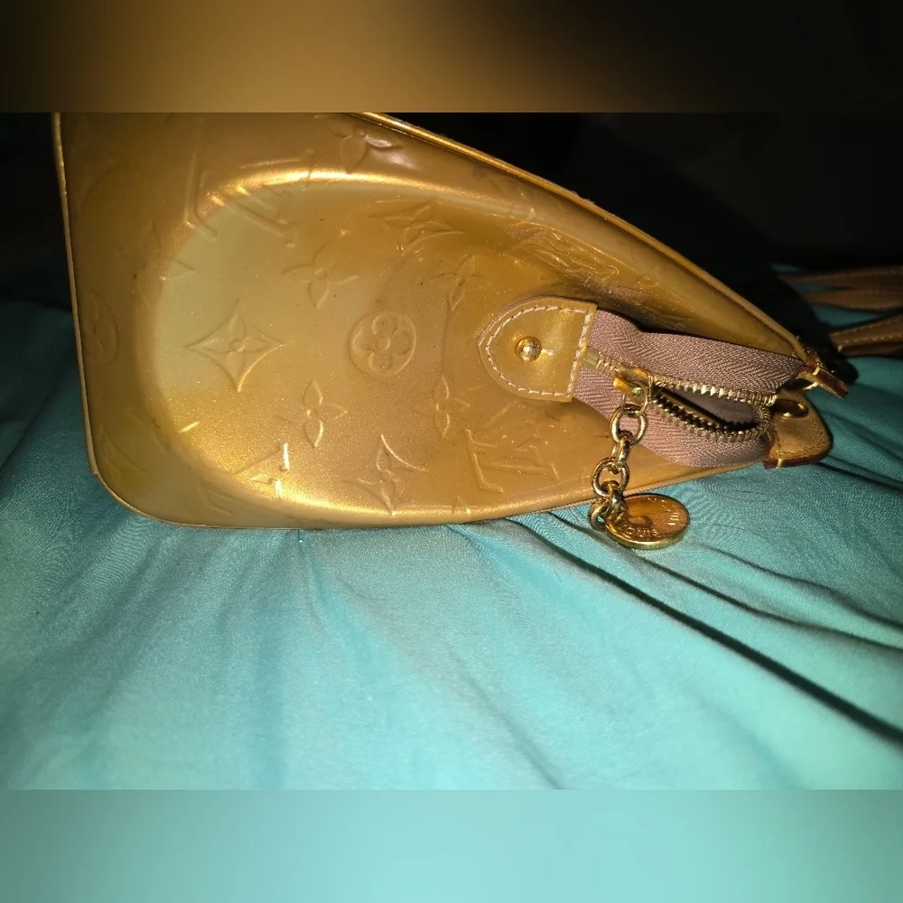 Louis Vuitton Gold and Tan Vernis Shoulder Bag